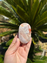 Load image into Gallery viewer, Pink Amethyst Palm Stone 28NT