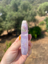 Load image into Gallery viewer, Lavender Pink Amethyst Heart