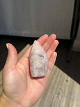 Load image into Gallery viewer, Lavender Pink Amethyst Flame 40WD