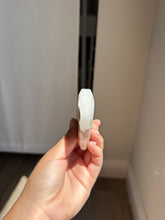 Load image into Gallery viewer, Flower Agate Heart 25TH