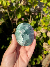 Load image into Gallery viewer, Blue Fluorite Palm Stone 80VB