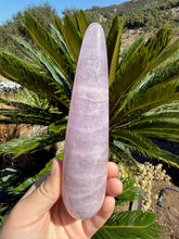 Load image into Gallery viewer, Rose Quartz Wand 40LB