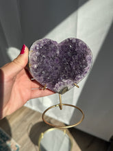 Load image into Gallery viewer, Amethyst Heart with Stand 55HL