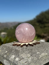 Load image into Gallery viewer, Rose Quartz Sphere 22CC