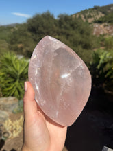 Load image into Gallery viewer, Rose Quartz Bowl 55EB