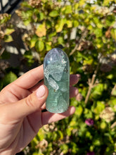 Load image into Gallery viewer, Blue Fluorite Freeform 68VE