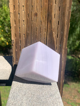 Load image into Gallery viewer, Flourite Cube