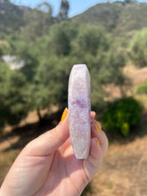 Load image into Gallery viewer, Lavender Pink Amethyst Heart
