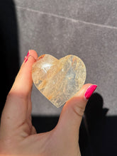 Load image into Gallery viewer, Golden Healer Heart 14HG