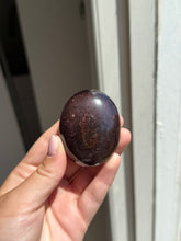 Load image into Gallery viewer, Garnet Palm Stone Intuitively Selected 22KN