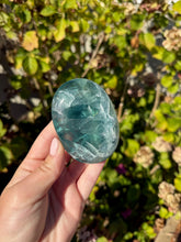 Load image into Gallery viewer, Blue Fluorite Palm Stone 80VA