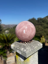 Load image into Gallery viewer, Rose Quartz Sphere 165WI