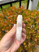 Load image into Gallery viewer, Pink Agate Heart GA