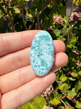 Load image into Gallery viewer, Larimar Oval 72PB