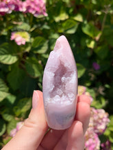 Load image into Gallery viewer, Pink Amethyst Druzy Flame