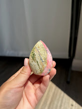 Load image into Gallery viewer, Pink Opal Flame 20LL