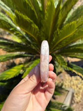 Load image into Gallery viewer, Pink Amethyst Palm Stone 26SA