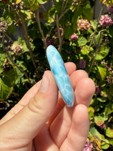Load image into Gallery viewer, Larimar Oval 168J