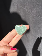 Load image into Gallery viewer, Aquamarine Heart Cab 20HY