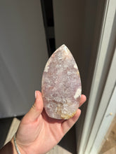 Load image into Gallery viewer, Lavendar Pink Amethyst Flower Agate Flame 60RH