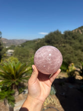 Load image into Gallery viewer, Rose Quartz Sphere 132CC