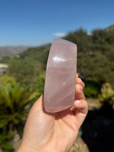 Load image into Gallery viewer, Rose Quartz Bowl 30BV