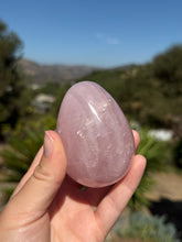 Load image into Gallery viewer, Rose Quartz Egg 25TA
