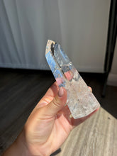 Load image into Gallery viewer, Lemurian Tower 120WH
