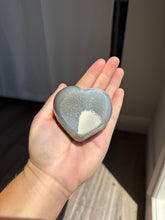 Load image into Gallery viewer, Aura Agate Heart 38HOL