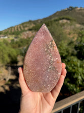 Load image into Gallery viewer, Pink Amethyst Flame 38CD