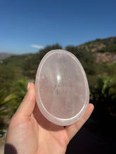 Load image into Gallery viewer, Rose Quartz Bowl 32SQ