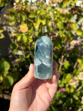 Load image into Gallery viewer, Blue Fluorite Freeform 70VK