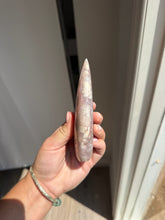 Load image into Gallery viewer, Lavendar Pink Amethyst Flower Agate Flame 60RH