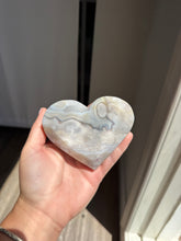 Load image into Gallery viewer, Flower Agate Heart 35PKR