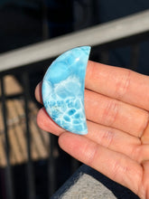 Load image into Gallery viewer, Larimar moon 168mb