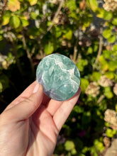 Load image into Gallery viewer, Blue Fluorite Palm Stone 80VB