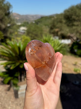 Load image into Gallery viewer, Fire Quartz Heart 32KB