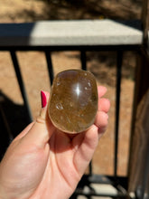 Load image into Gallery viewer, Citrine Skull 145J