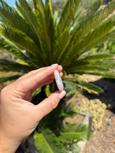 Load image into Gallery viewer, Pink Amethyst Palm Stone 14NR