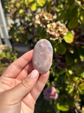 Load image into Gallery viewer, Pink Amethyst Palm Stone 13MR