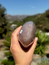 Load image into Gallery viewer, Rose Quartz Freeform 68TA