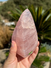 Load image into Gallery viewer, Rose Quartz Flame 60TW