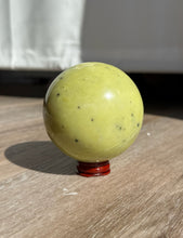 Load image into Gallery viewer, Serpentine Sphere 84EB