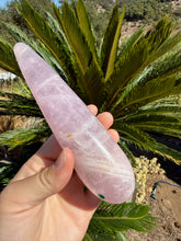 Load image into Gallery viewer, Rose Quartz Wand 40LB
