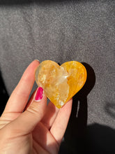 Load image into Gallery viewer, Golden Healer Heart 20HF