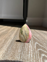 Load image into Gallery viewer, Pink Opal Flame 20LL