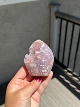 Load image into Gallery viewer, Lavender Pink Amethyst Flower Agate Flame 58CA