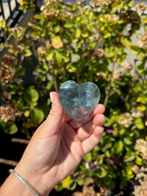 Load image into Gallery viewer, Blue Fluorite Heart 50AAI