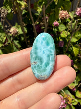 Load image into Gallery viewer, Larimar Oval 58D