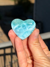Load image into Gallery viewer, Larimar heart 120ha